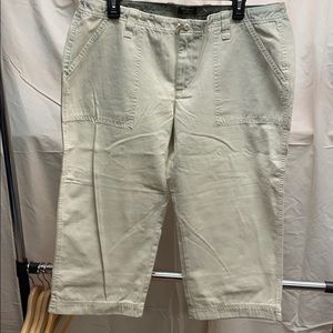 NWT 16P Eddie Bauer Vashon fit capris - khaki